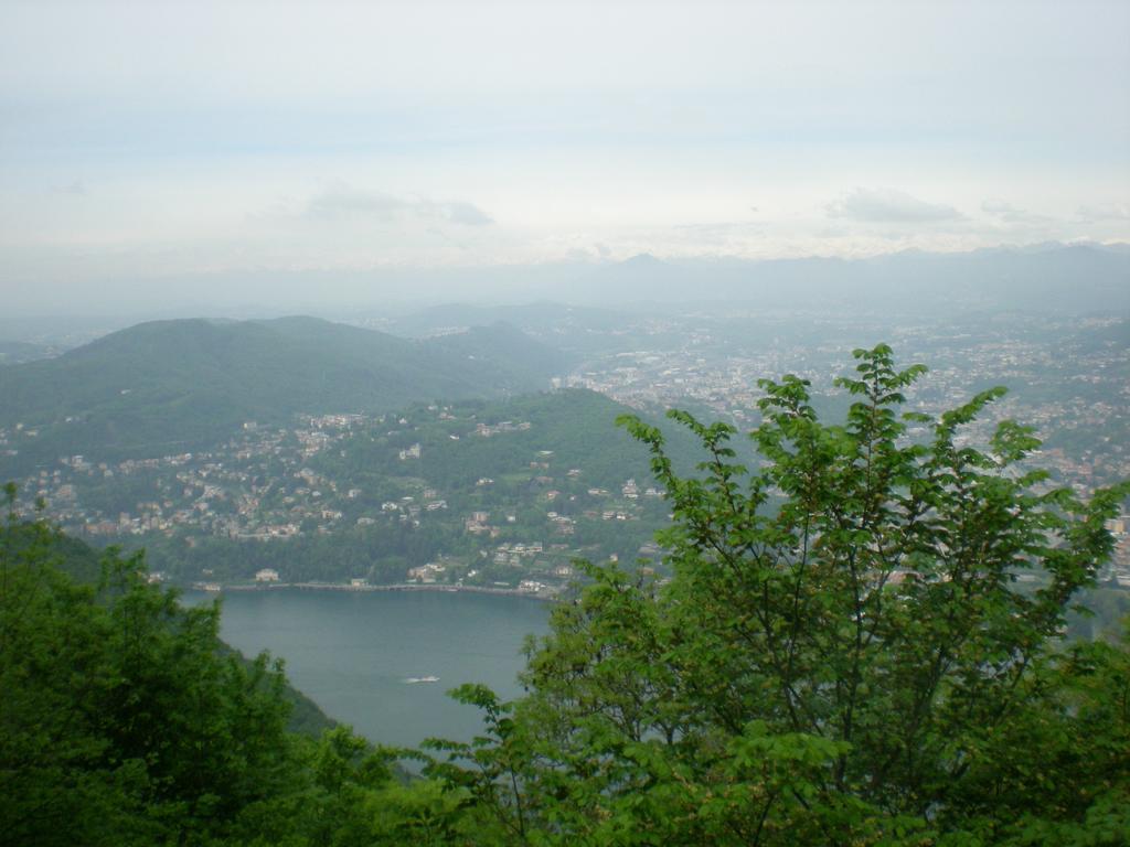 B&B Il Balcone Sul Lago Brunate Exterior photo